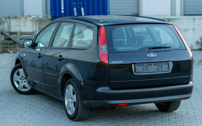 Ford Focus cena 11500 przebieg: 181569, rok produkcji 2007 z Góra małe 667